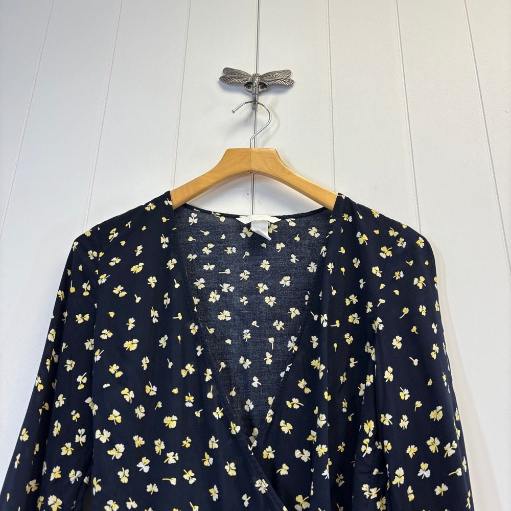 H&M Cottage Floral Wrap Around Top Size 6 Coquette Peasant Boho Summer Farm Girl - Picture 7 of 9